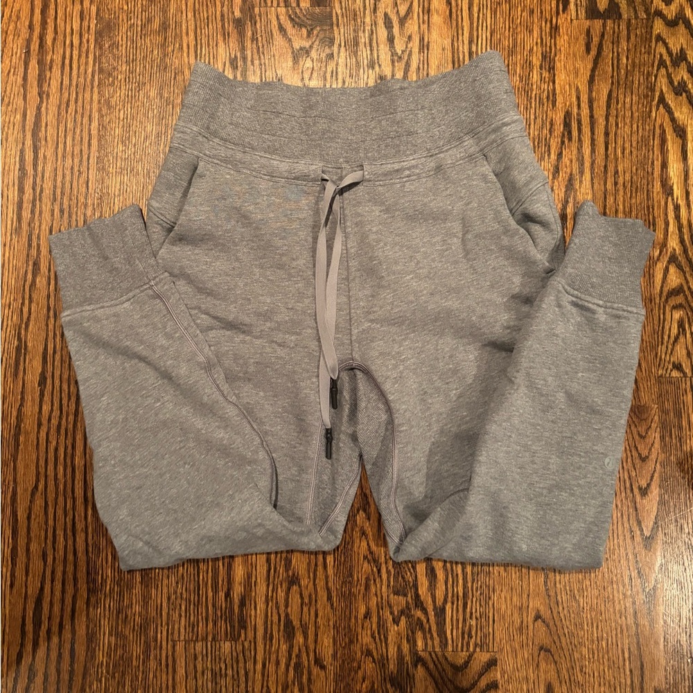 Lulu Women’s Grey Jogger Pants